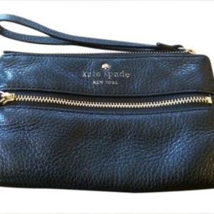 (IF BUNDLE, GET FREE!) Kate Spade  Cobble Hill Black Leather Wristlet